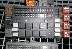 Монтажный блок (Блок предохранителей) DAF XF 95